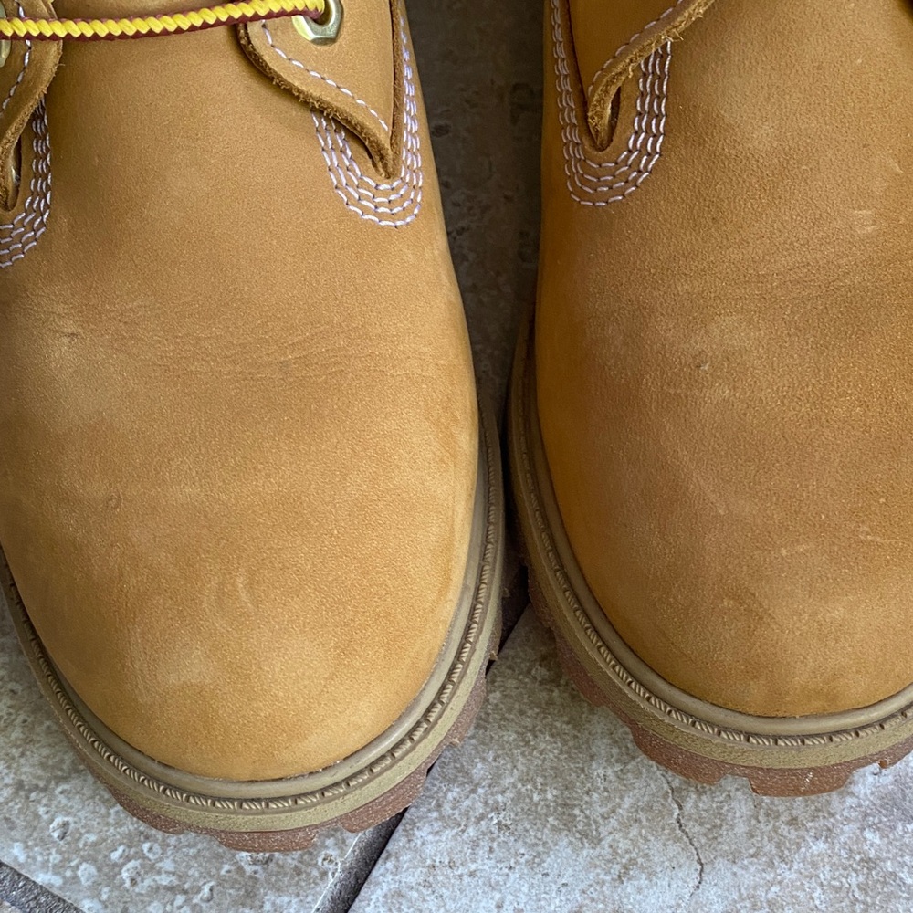 Timberland Tan Youth Boots - Picture 10 of 16